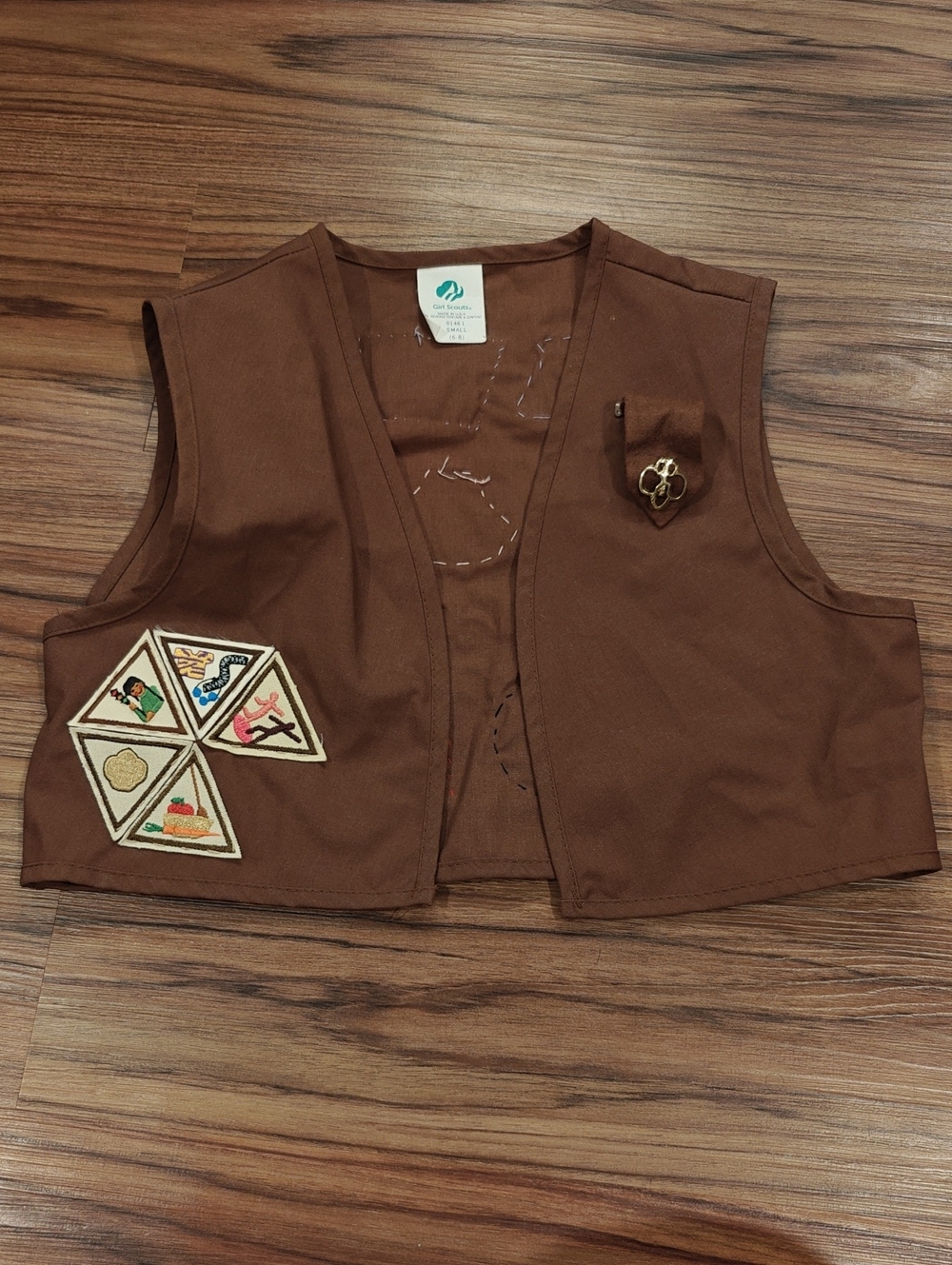 Girl Scouts Vintage Brownie Uniform Vest 2001 Patches